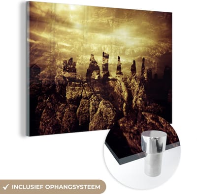 ® Glasschilderij 180x120 cm - Schilderij acrylglas - Een okergele hemel bij de historische Calanais Standing Stones in Schotland - Foto op glas - Muurdecoratie woonkamer - Wanddecoratie slaapkamer - Schilderijen
