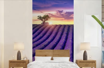 Behang - Fotobehang Lavendel - Heuvels - Zonsondergang - Bpmen - Paars - Breedte 120 cm x hoogte 240 cm