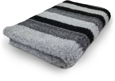 Vetbed Stripes - Antraciet - Antislip Hondenmat - 150 x 100 cm - Benchmat - Hondenkleed - Voor Honden - Machine Wasbaar - Droogloopmat