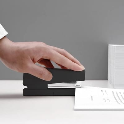 Handmatige Nietmachine - Bureau Nietmachine - Papier Verwerken - Resterende Nagel Indicator - 20 Vel Capaciteit - Cyaan