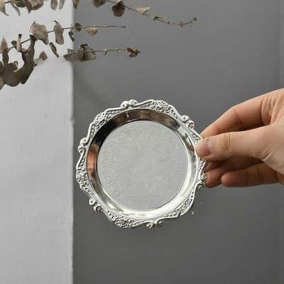 Klassieke Europese Metalen Dienblad - Vintage Kandelaar, Sieraden Opbergdoos, Fotoframe Accessoires, Rustieke Woondecoraties, Geschikt voor Salontafels zilver