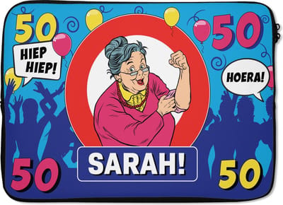 Laptophoes 13 inch - Jubileum - 50 Jaar versiering - Sarah - Laptop sleeve - Binnenmaat 32x22,5 cm - Zwarte achterkant