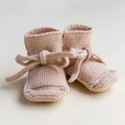 HVID slofjes apricot 9-15 mnd
