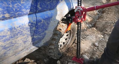 Multifunctionele Hi-Lift Krik tot 3 Ton - Autokrik voor SUV en Landbouwvoertuigen