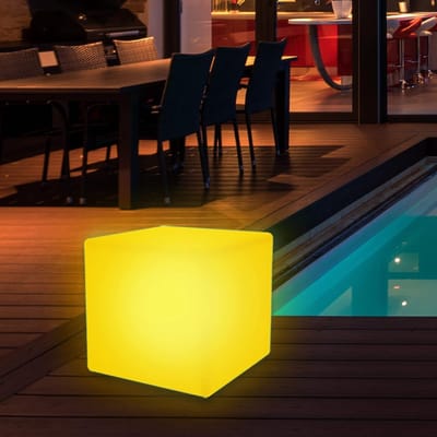 LED Solar Tuinlamp met 16 Kleuren en Afstandsbediening - Dimbare Sfeerlamp voor Binnen en Buiten - Weerbestendige Solar Kubuslamp 50 cm
