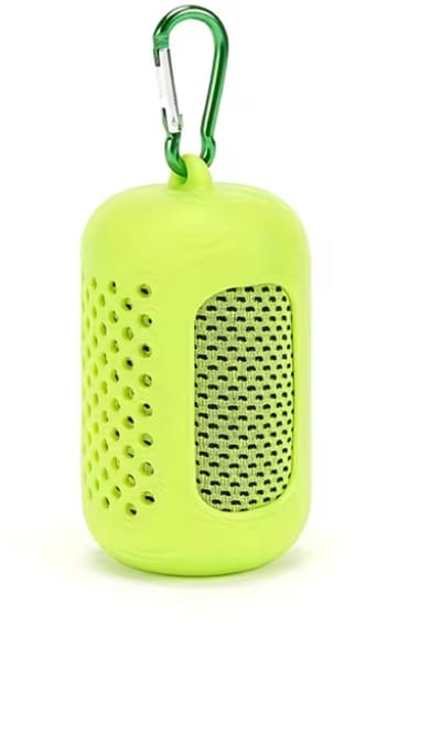 Groene reishanddoek unisex sneldrogende koelende sport handdoek met karabijnhaak compacte microvezel handdoek voor fitness wandelen reizen en outdoor activiteiten
