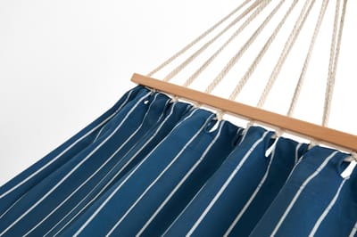 HAY Buitenmarkt hangmat - HAYMarketBluebeigestripe