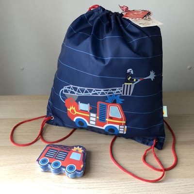 Brandweer kinder sporttas trekkoord tas met mini handdoekje 30 x 60 cm - Die spiegelburg serie Later als ik groot ben ...