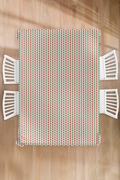 Kerst Tafelkleed - Kerstmis Decoratie - Tafellaken - Kerst - Patronen - Driehoek - 150x220 cm - Kerstmis Versiering - Tafeldecoratie Kerstmis - Kerstdecoratie tafel - Tafelversiering