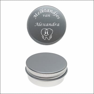 Melktanden Blikje Met Naam Gravering - Alexandra
