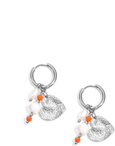 Oorbellen met kralen en hart charm
