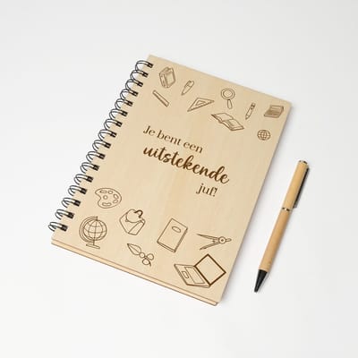 Notitieboek A5 - Luxe balpen - Cadeau - Einde schooljaar cadeau - Notitieboek - Cadeau juf - Schoolspullen