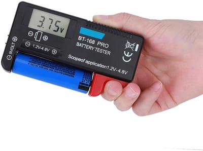 Dailygoody - Batterijtester - Draagbare Batterijchecker - Eenvoudig en snel - 1,2V-4,8V - Voor kleine batterijen - Ideaal voor knoopcelbatterijen - Ha..