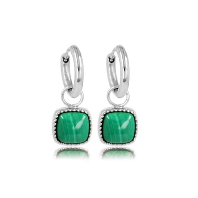My Bendel - Zilverkleurige Oorbellen met Malachite Edelsteen - 10mm - Klassieke Zilverkleurige Oorring met Malachite Hanger - met Luxe Cadeauverpakking | Sieraden Voor Dames