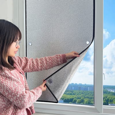 Raamisolatiefolie, geschikt voor zowel winter als zomer, met een reflecterende en warmte-isolerende laag, 40 x 100 cm, dubbelzijdige aluminiumschuimfolie, geschikt voor ramen in woningen, met zwarte rand.