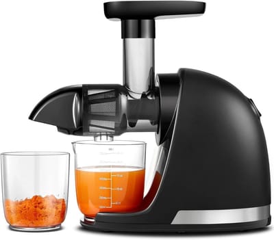 Slowjuicer - Juicer - Sapcentrifuge - Groenten en Fruitpers - 700ml - Met Pulpreservoir - Juice Maker - Zwart
