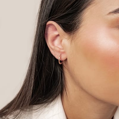 Hey Happiness Oorringen Dames - Roestvrij Staal 18K Roségoud Verguld - Hoop Oorbellen - Waterproof - 1 cm
