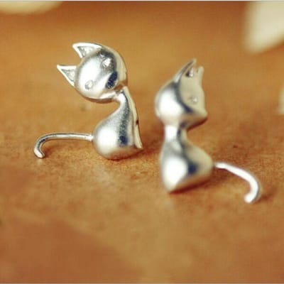 925 Sterling Zilveren Sieraden Dier Nieuwe Mode Schattige Kat Compact Persoonlijkheid Oorbellen Se92 beige
