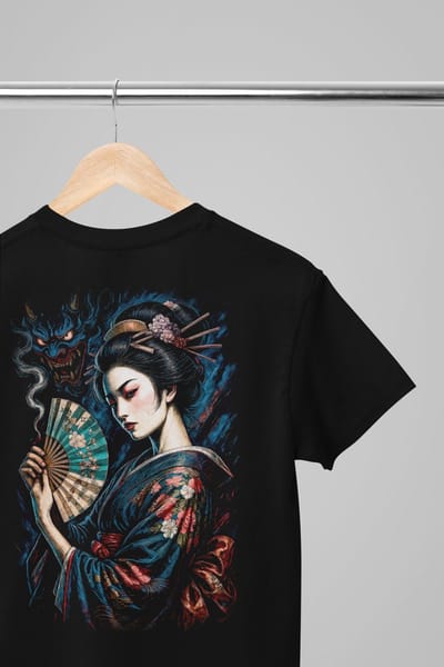 Oversized shirt - Geisha Oni - Wurban Wear | Draak | Anime streetwear | Asian streetwear | Streetwear | Geisha | Techno outfit | Fantasy shirt | Gym shirt | y2k | Tattoo | Urban | Grote maten | Japanese mythology | Samurai | Zwart