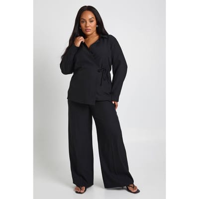 boohoo Dames Plus geweven geplooide broek met wijde pijpen | Zwart | Maat: 44