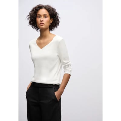 Shirt met hartvormige halslijn