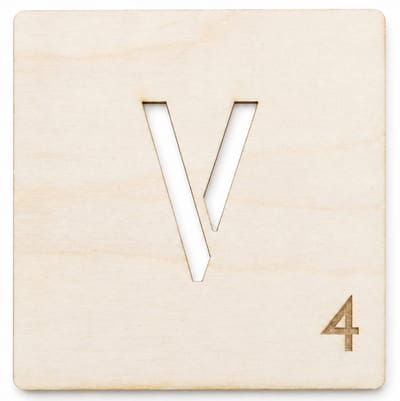 Houten wanddecoratie - Wooden wall decoration | Lettertegel “V” | 11cm | Licht hout - Natural wood | Muurdecoratie - Wall art - Woordfeud - Wordfeud - Letterspel - Scrabble letter - Naamblokjes - Letterblokken - Tile