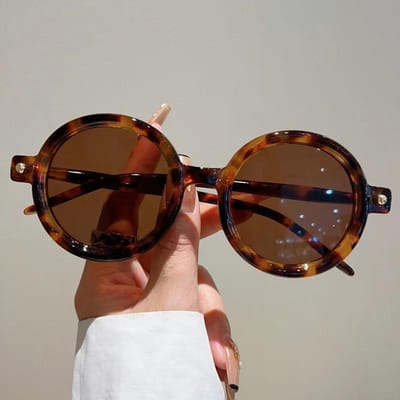 Vintage Ronde Zonnebril Dames voor Heren Trendy Zonnebril Punk Luxe Designer Zonnebril Groot Montuur Bril UV400