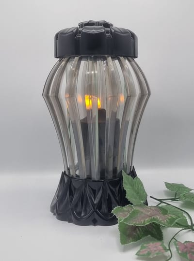 Herdenkingslicht - L22 - Zilver - Zwart - Spiegeltje - Led Zwart - Timer (8h aan 16h uit) - Grafkaars – Graflicht – Graflantaarn – Grafdecoratie - Windlicht
