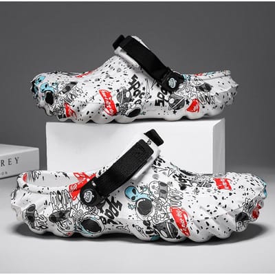 2025 Zomer Nieuwe Heren Slippers Buiten Tuin Klompen Mannelijke Casual Schoenen Mode Luxe Sandalen Comfort Thuis Zachte Slippers 40-45 42 wit
