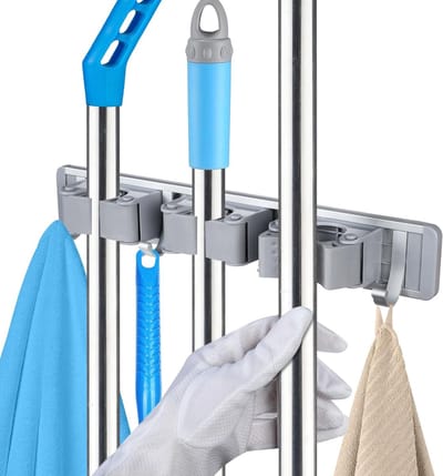 Famanu – Bezemhouder – 3 houders en 4 haken, muur organizer voor schoonmaakspullen en tools – Voor keuken, garage en tuin