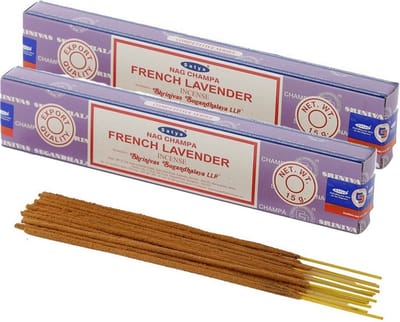 Satya Nag Champa wierrook stokjes Lavendel geur - 30x - Lichaam in balans - Meditatie - staafjes van 21 cm