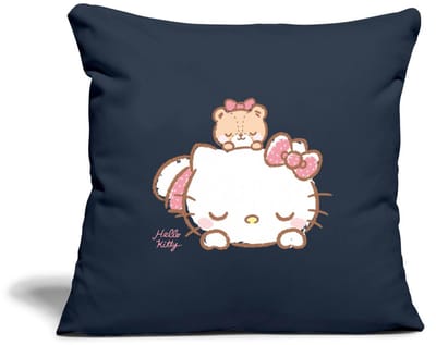 Hello Kitty Met Teddy Op Haar Rug Sierkussenhoes, 45 x 45 cm