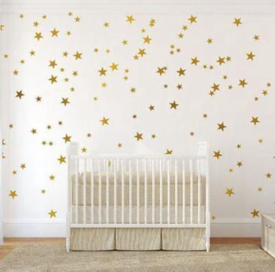 CHPN - Muurstickers - Muurdecoratie - Sterren - Sterrenmuur - Goud - Sterren Muurstickers - 39 stuks - Kinderkamer decoratie - Babykamer - Verschillende afmetingen - Kraamcadeau