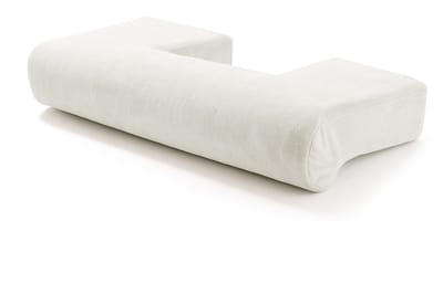The Pillow Extra Comfort - Orthopedisch Hoofdkussen tegen Nekklachten - Ergonomisch Slaapkussen - Medium - Vanaf 65 kg - Ventilerend Natuurrubber - Inclusief Luxe Sloop - 63x36x15cm