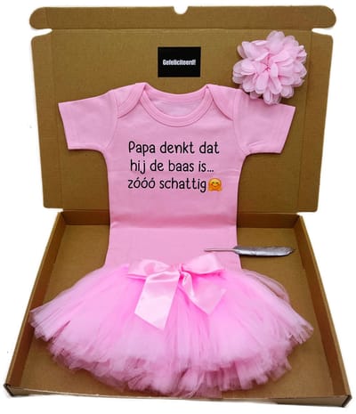 Kraamcadeau meisje met roze romper en baby rokje en hoofdband - rechtstreeks versturen als cadeau is mogelijk -