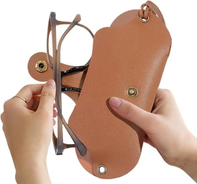 Brillenzakje Zacht - Brillenhoes PU-leer - Brillen Beschermen - Met Riem - 17x7cm - Niet gespecificeerd