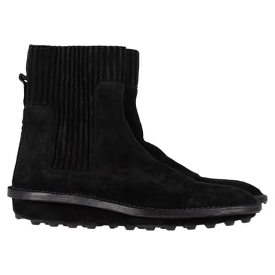 Balenciaga Chelsea Boots in Zwart Suède