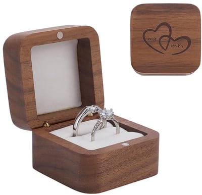 Dailygoods- Ringenbox Hout - Gegraveerde Ringdoosje - Dubbele Sleuf - Bruiloft - Aanzoek - 5.5 x 5.5 x 3.8 cm - Witte Velours Binnenkant - Ringdoos
