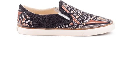 Inkkas Mali dames Vegan Slip On – comfortabele canvas slip-on sneaker met Bogolan mud kleed print (Mali, West-Afrika) – zwart/bruin/tan – lichtgewicht & 100% Vegan, maat 37
