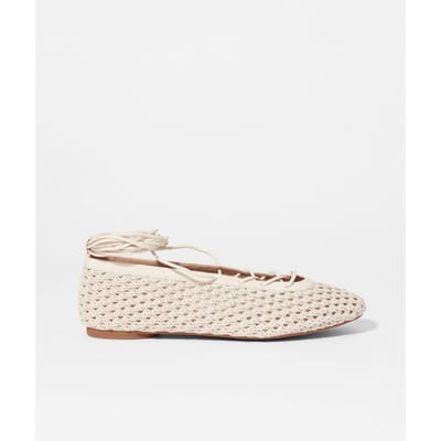 & Other Stories Sebbe Lace Up Ballerina White Size: 37 | Ballerina Shoes Outlet | Dames | Wit