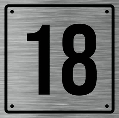 Huisnummerbord 18 - Incl. Schroeven en Pluggen – Acrylaat - 10 x 10 cm - RVS met Zwart