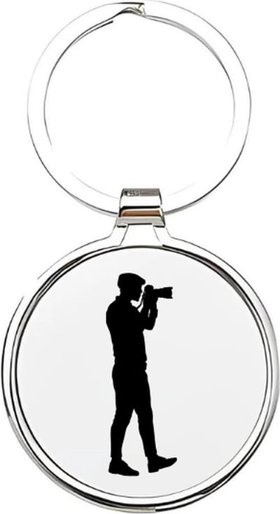 Akyol - Fotograaf Sleutelhanger - fotograaf - De beste fotograaf - foto - fotonemer - momentopname - trouwfotograaf - cameraman - camera - fototoestel - dierenfotograaf - fotografie - portretfoto - plaatje - wegwerpcamera - 4 x 7,5 CM
