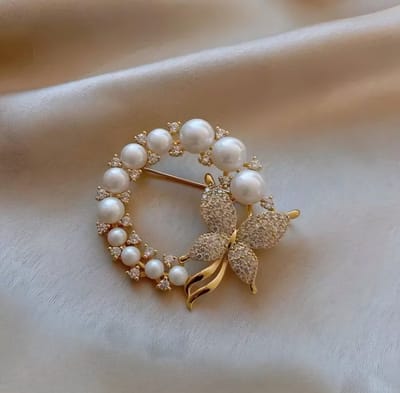 Borasi Vlinder Parel Broche | Roestvrijstaal | Broche | Dames Sieraden |
