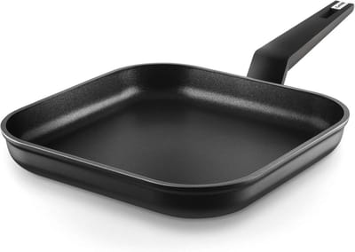 Titanium Inductie Platte Pan Vierkant 27x27 cm - Gietaluminium met Ergonomisch Handvat