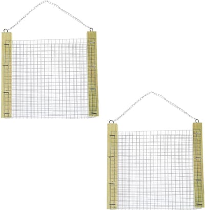 Homescapes Set van 2 houten vogelvoeders met ketting, meerkleurig