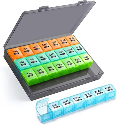 Maandelijkse Medicijn Organizer voor 28 Dagen, 4 Weken, 7 Dagen - Grote Compartimenten voor Vitaminen en Visolie, Ideaal voor Reizen