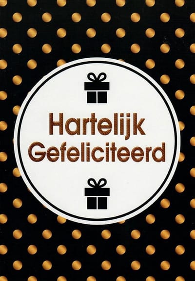 Hartelijk gefeliciteerd met je verjaardag! Een bijzondere kaart met een gouden versiering om te geven bij feestelijke gelegenheden. Leuk om zo te geven of om bij een cadeau te voegen. Een dubbele wenskaart inclusief envelop en in folie verpakt.