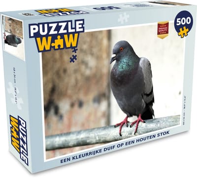 Puzzel Een kleurrijke duif op een houten stok - Legpuzzel - Puzzel 500 stukjes
