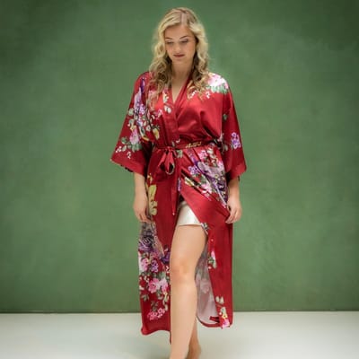Luxe Kimono satijn - Premium collectie - Prachtig pauw en bloemendesign - rood - one size - lang model
