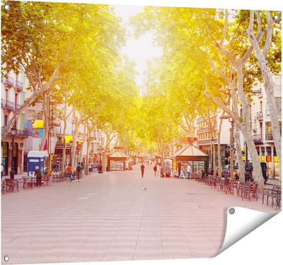 Gards Tuinposter De Ramblas Straat in Barcelona - 100x80 cm - Tuindoek - Tuindecoratie - Wanddecoratie buiten - Tuinschilderij